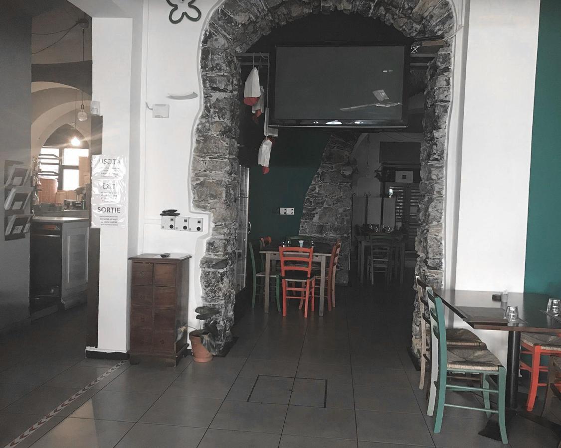 Bella Napoli Guesthouse Trattoria Pizzeria Ла-Спеція Екстер'єр фото