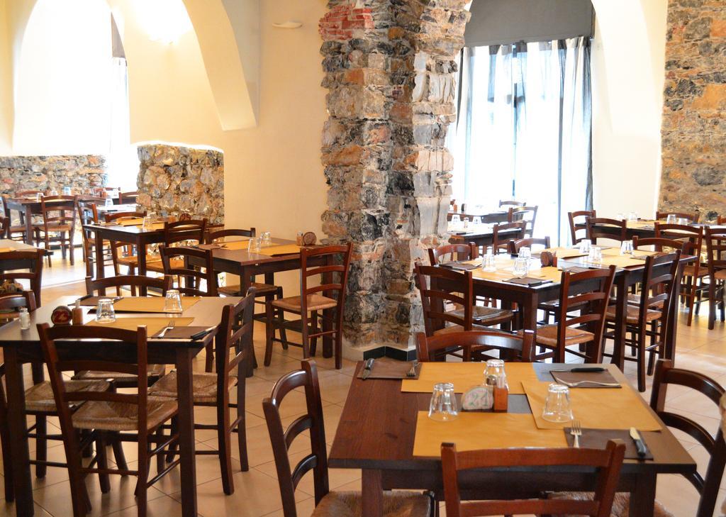 Bella Napoli Guesthouse Trattoria Pizzeria Ла-Спеція Екстер'єр фото